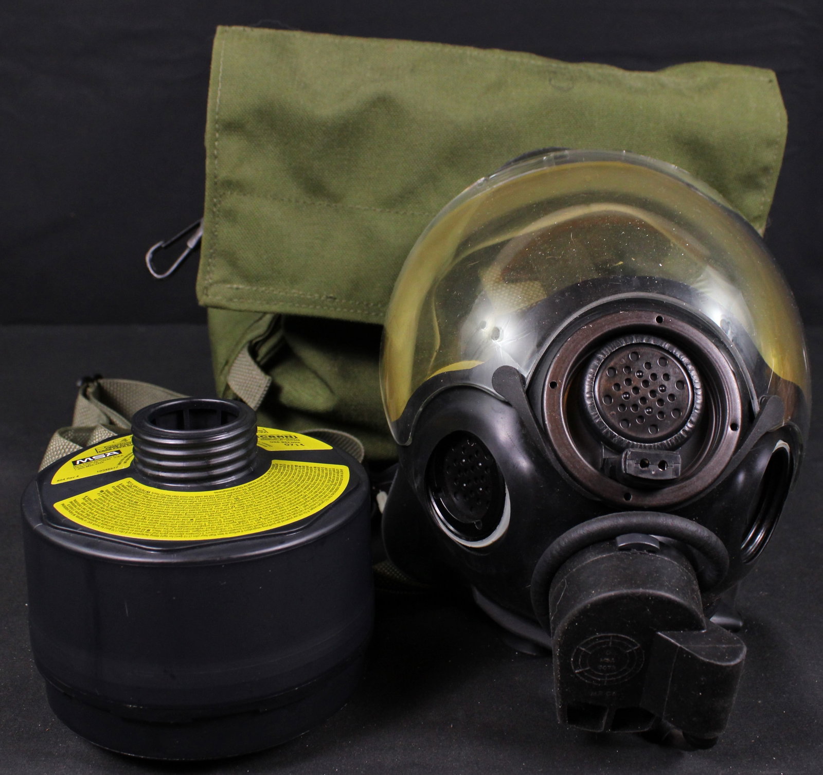 Gas Mask (DMS): Description coming soon Bidders are welcome to preview items in person during our normal operating hours Tuesday through Saturday 11am-6pm. Estimated shipping parcel size (LxWxH) 12 inches x 8 inches