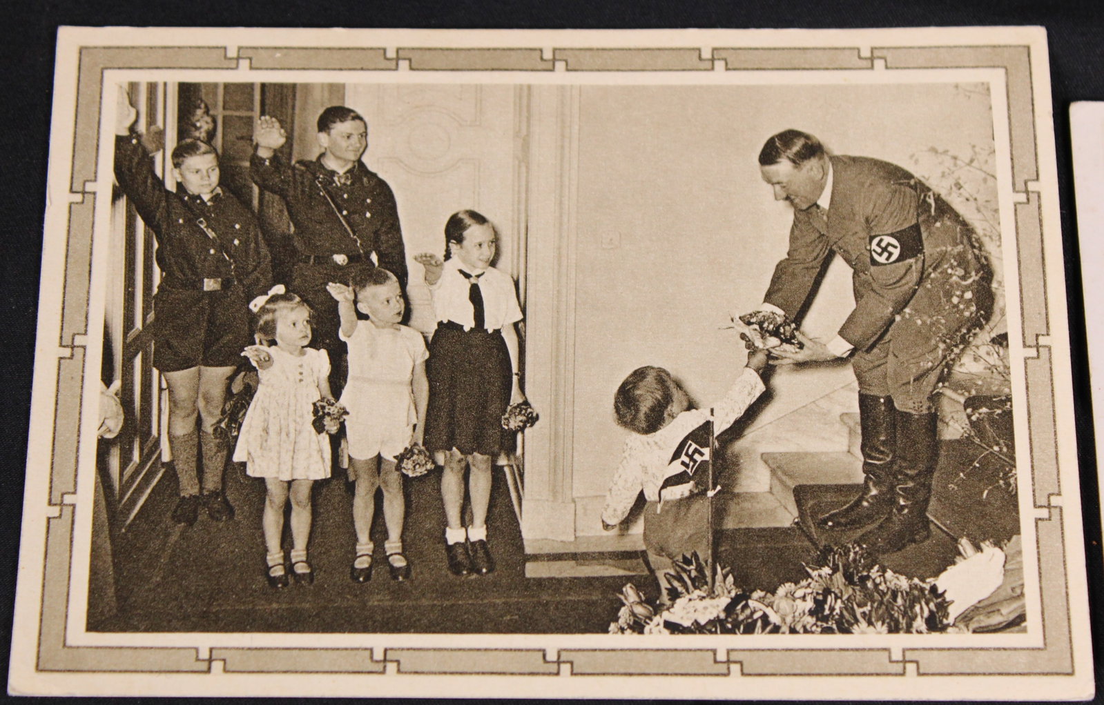 Grouping Of Historic Photographs And Post Cards (BTJ) - 15
