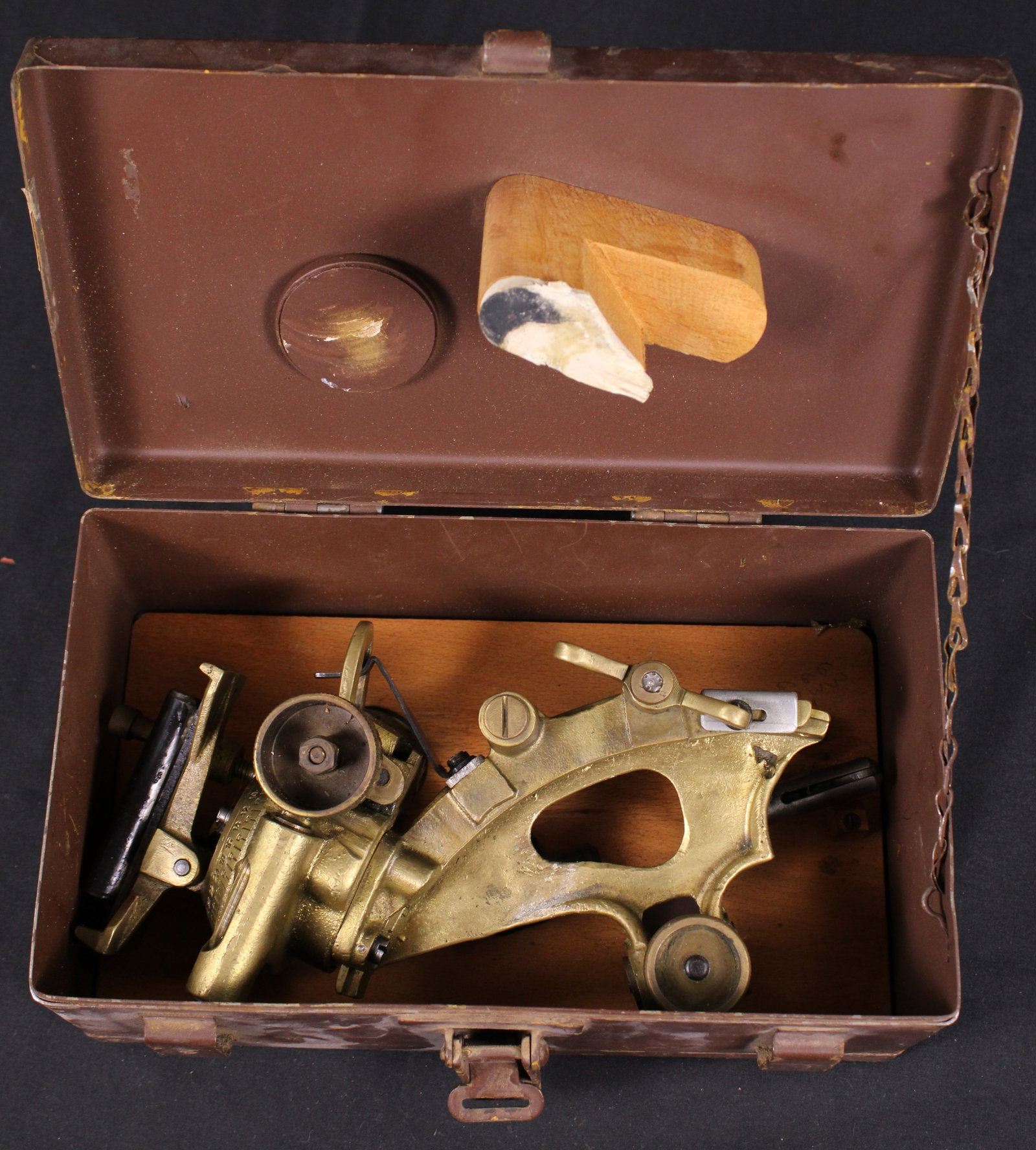 British Mortar Sight (FMI): Description coming soon! Bidders are welcome to preview items in person during our normal operating hours Tuesday through Saturday 11am-6pm. Estimated shipping parcel size (LxWxH) 18 inches x 18 inche