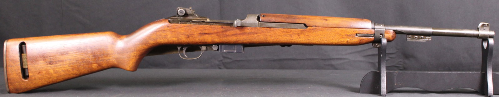 WWII Underwood Manufactured GM Barreled M1 Carbine (FMI): Description coming soon! Bidders are welcome to preview items in person during our normal operating hours Tuesday through Saturday 11am-6pm. Estimated shipping parcel size (LxWxH) 48 inches x 8