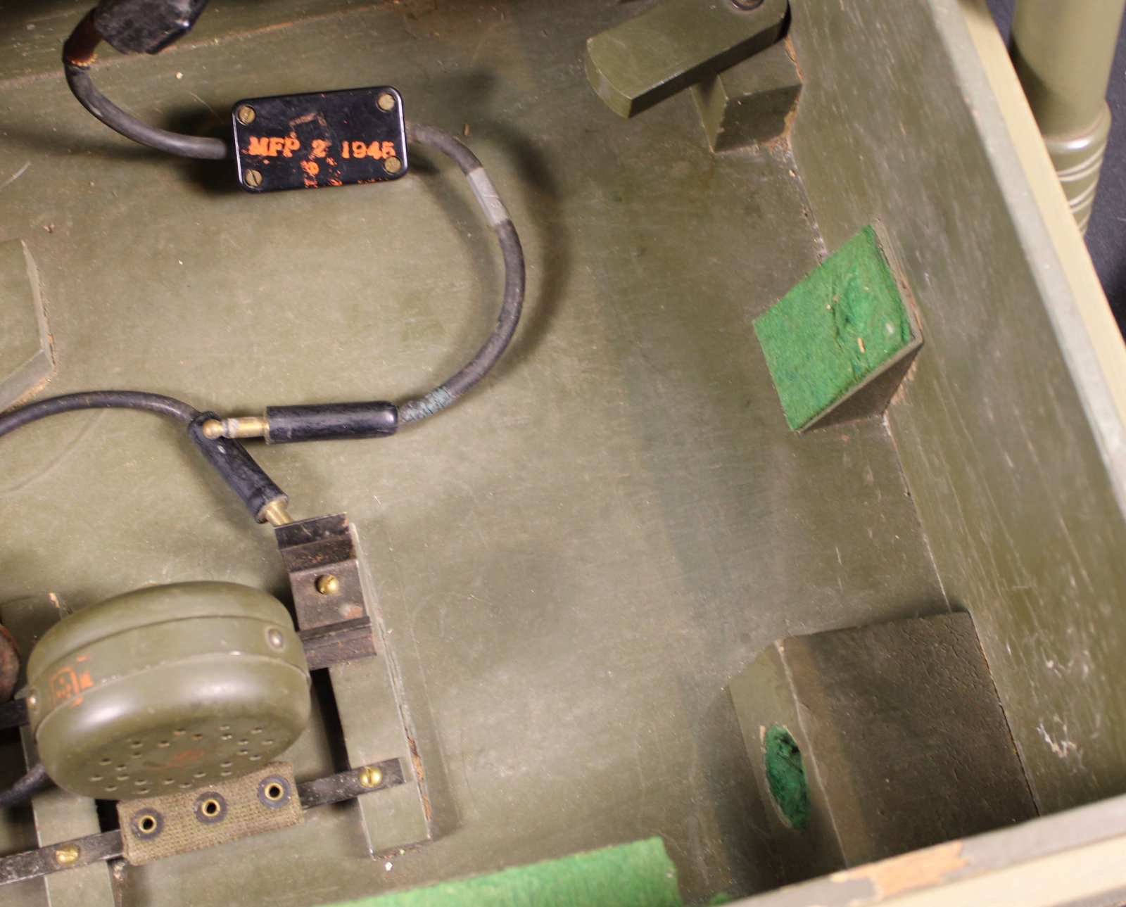 WWII US Army Signal Corps Deltrola Corp. Mine Detector (HGC) - 10