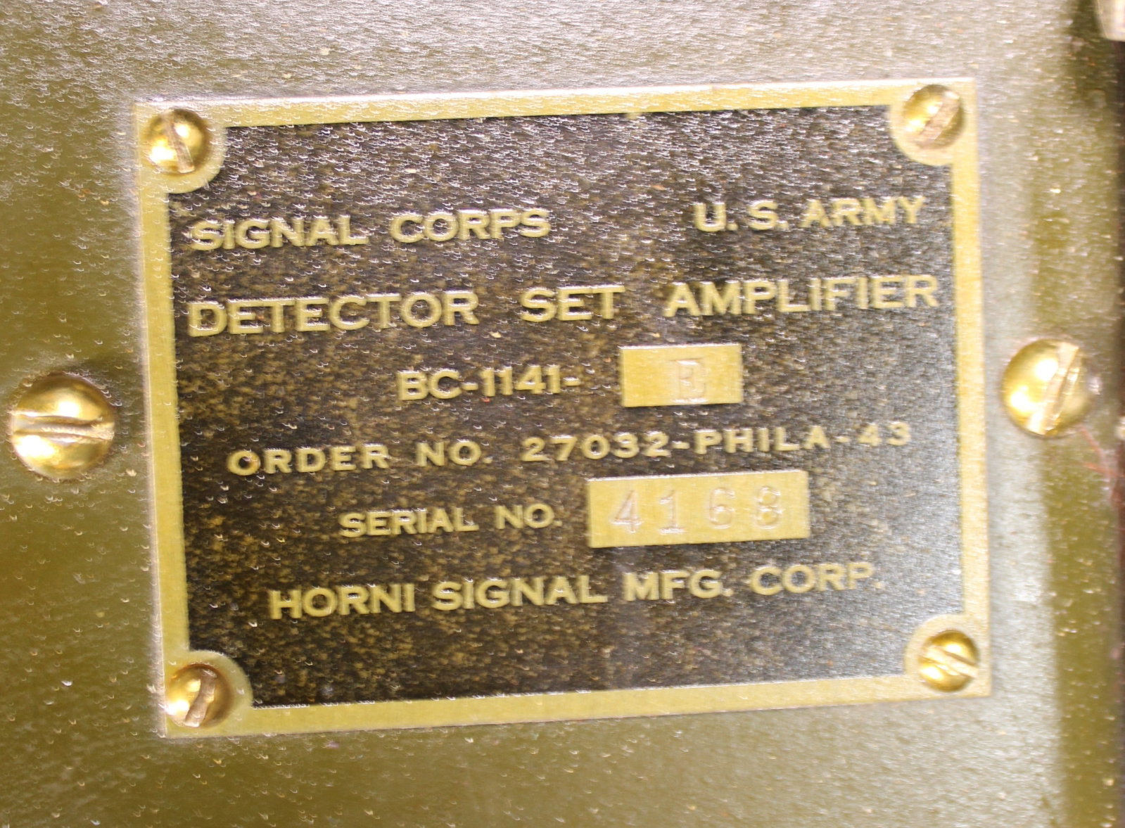 WWII US Army Signal Corps Deltrola Corp. Mine Detector (HGC) - 17