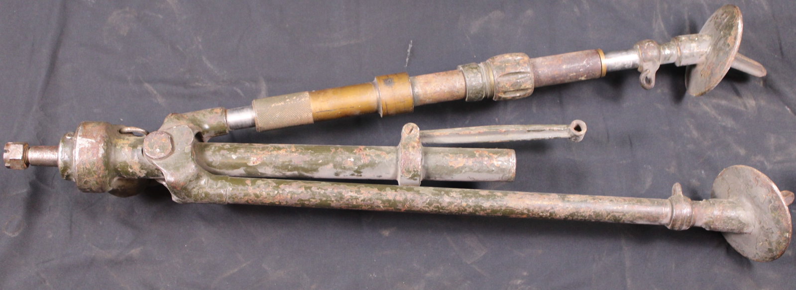 81mm Mortar Tripod (FMI): Description coming soon! Bidders are welcome to preview items in person during our normal operating hours Tuesday through Saturday 11am-6pm. Estimated shipping parcel size (LxWxH) 24 inches x 24