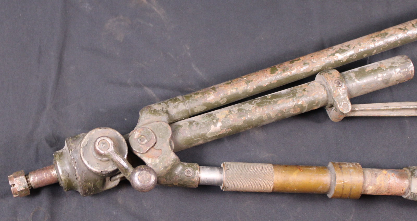 81mm Mortar Bipod (FMI) - 5
