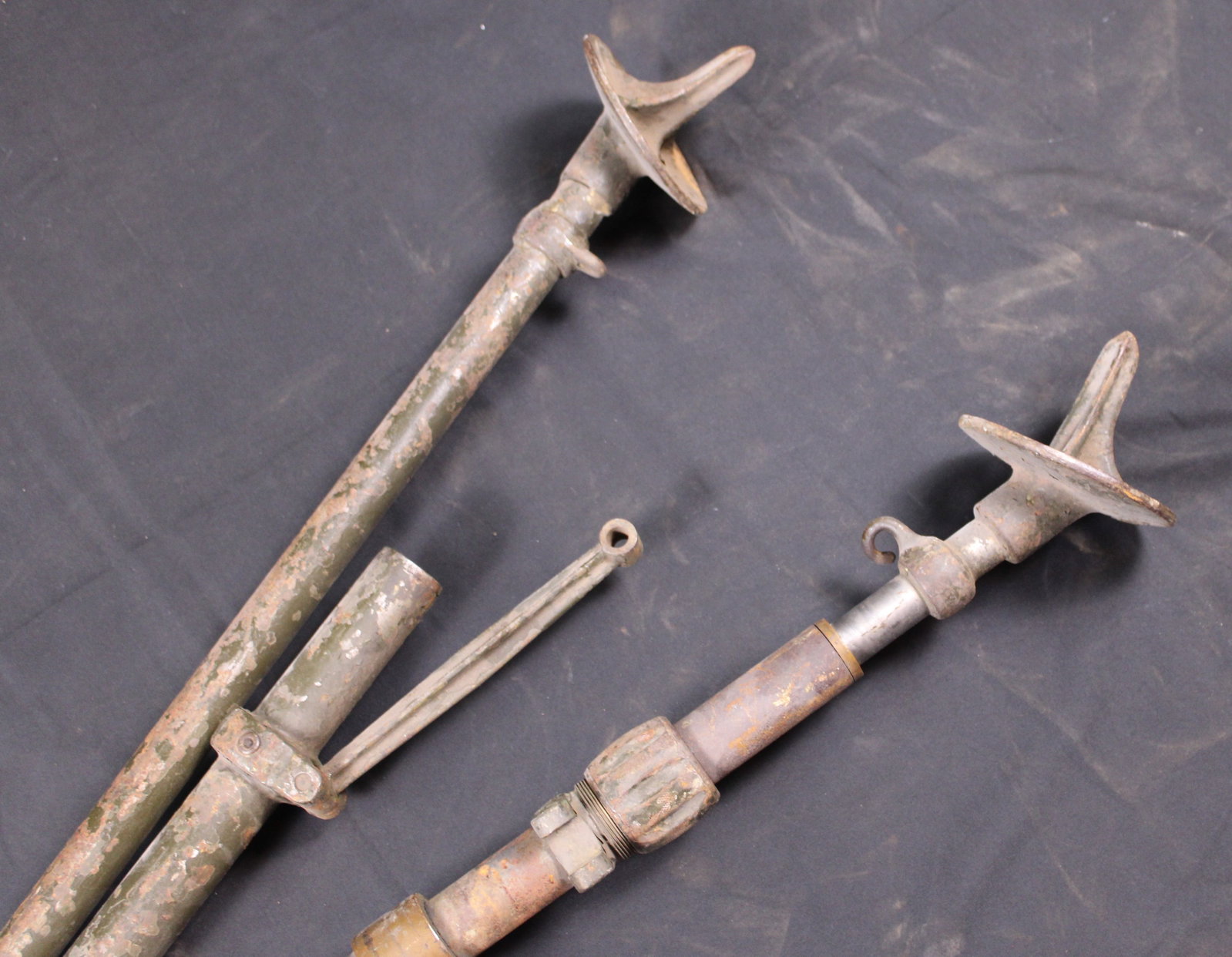 81mm Mortar Bipod (FMI) - 6