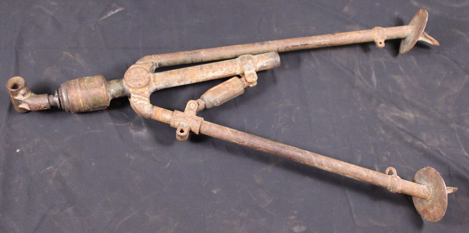 81mm Mortar Tripod (FMI): Description coming soon! Bidders are welcome to preview items in person during our normal operating hours Tuesday through Saturday 11am-6pm. Estimated shipping parcel size (LxWxH) 24 inches x 24