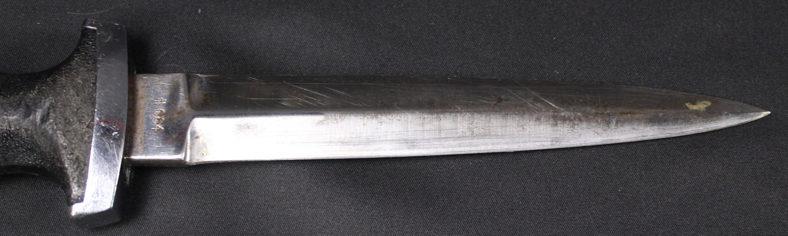 Solingen "Black Panther" German Dagger and Sheath (SNR) - 7