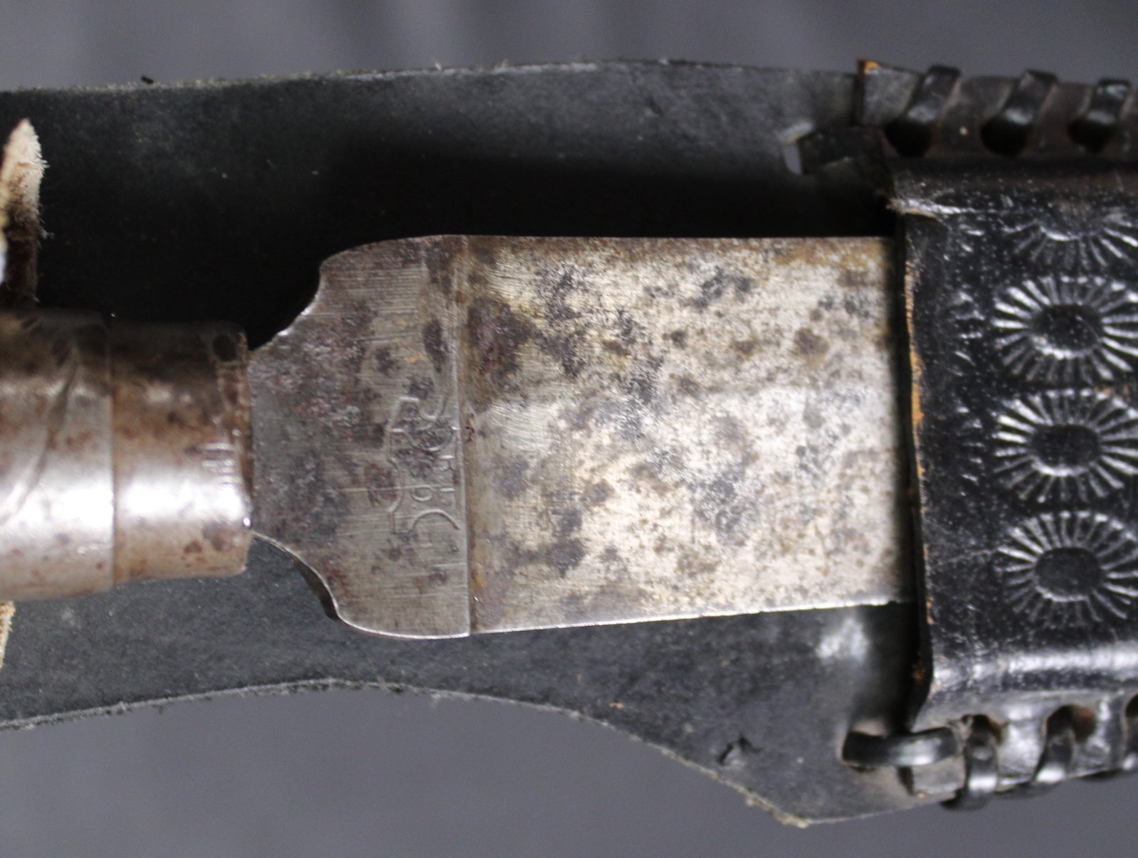Large Civil War Era Fixed-Blade Knife (SNR) - 10