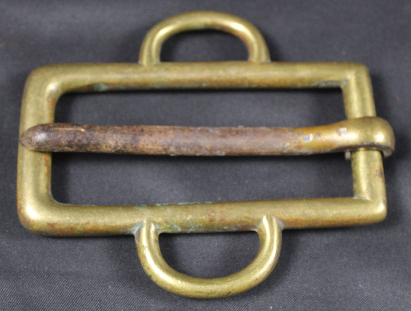 Large Revolutionary War Era Antique Brass Military Style Center-Bar Belt Buckle (SNR) (1 of 2)