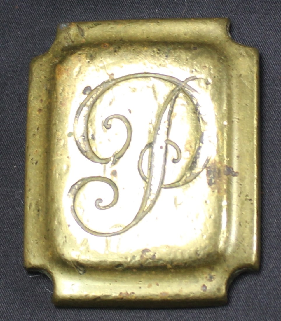 Vintage "P" Suspected Revolutionary War Era Rectangular Monogrammed Brass Belt Buckle (SNR): A monogrammed brass belt buckle from the collection of an avid American Revolutionary War enthusiast. This example appears to be embossed with the initials "P" prominently. The reverse side of the buc