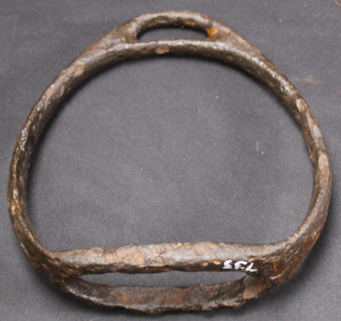 Cast Iron American Civil War Confederate Cavalry Stirrup (SNR) - 2