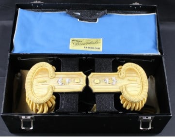 Excellent U.S. Navy Fore and Aft Beaver Cap and Epaulet Set for a US Navy Ensign (MME) - 2