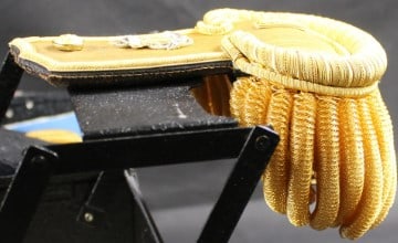Excellent U.S. Navy Fore and Aft Beaver Cap and Epaulet Set for a US Navy Ensign (MME) - 7
