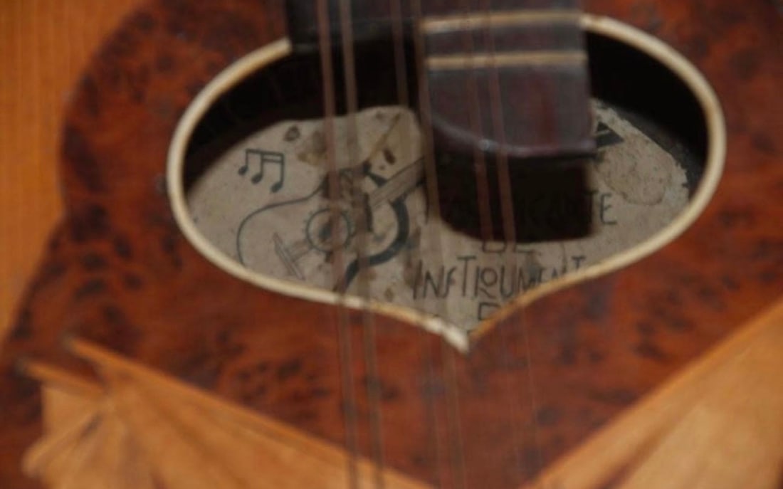 Vintage Manuel Lopez Mandolin - 2