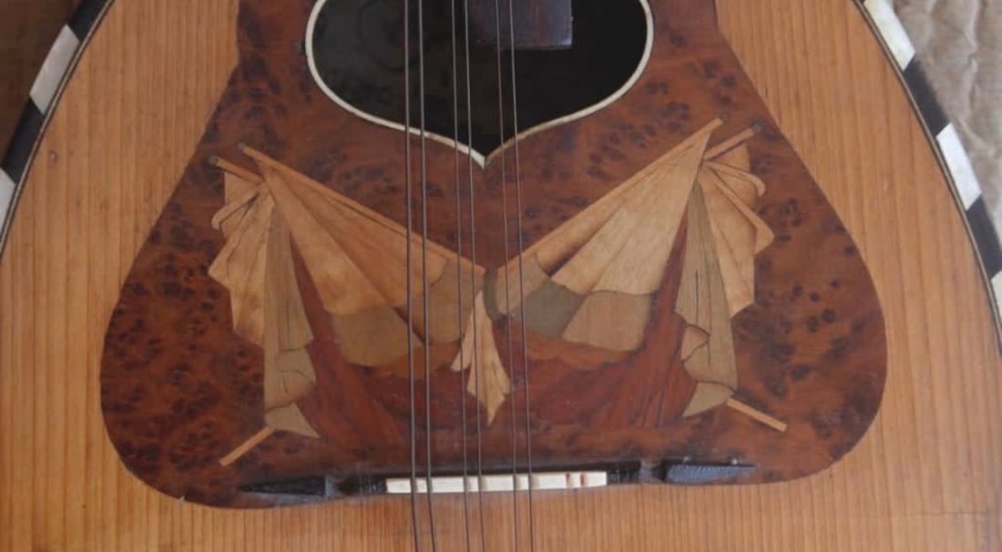 Vintage Manuel Lopez Mandolin - 3
