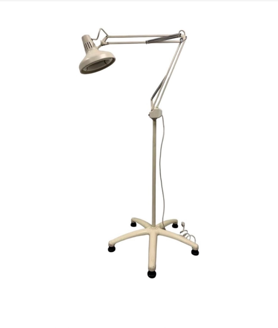 Vintage Italian Metal Floor Lamp: Vintage Italian Metal Floor Lamp, 74 x 29 x 23.5 inches