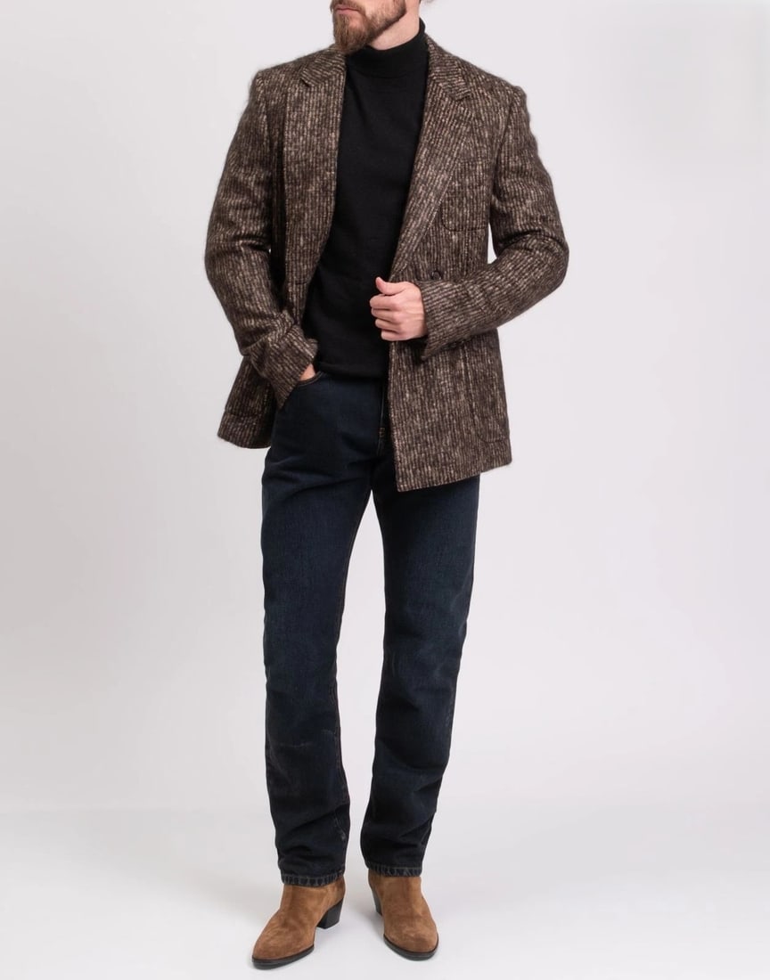 D&G Boucle Blazer US 38 M (NWT): New with tags Dolce & Gabbana men's bouclé blazer, model G2SQ6T FMRBG, featuring a textured "hairy effect" finish and striped pattern. Notch lapel, button closure, pockets, and an unlined constru