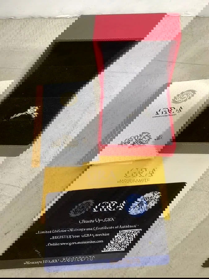 GRA Certified Moissanite Ring RS 6.5mm / 1.0 ct / D (round, 1.0ct eq, D color) w/ Box & Papers (1 of 1)