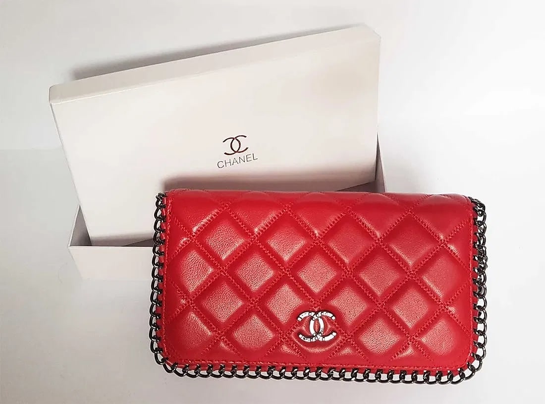 CHANEL Red Zippy Wallet w/ Chain Detail NEW (1 of 10)