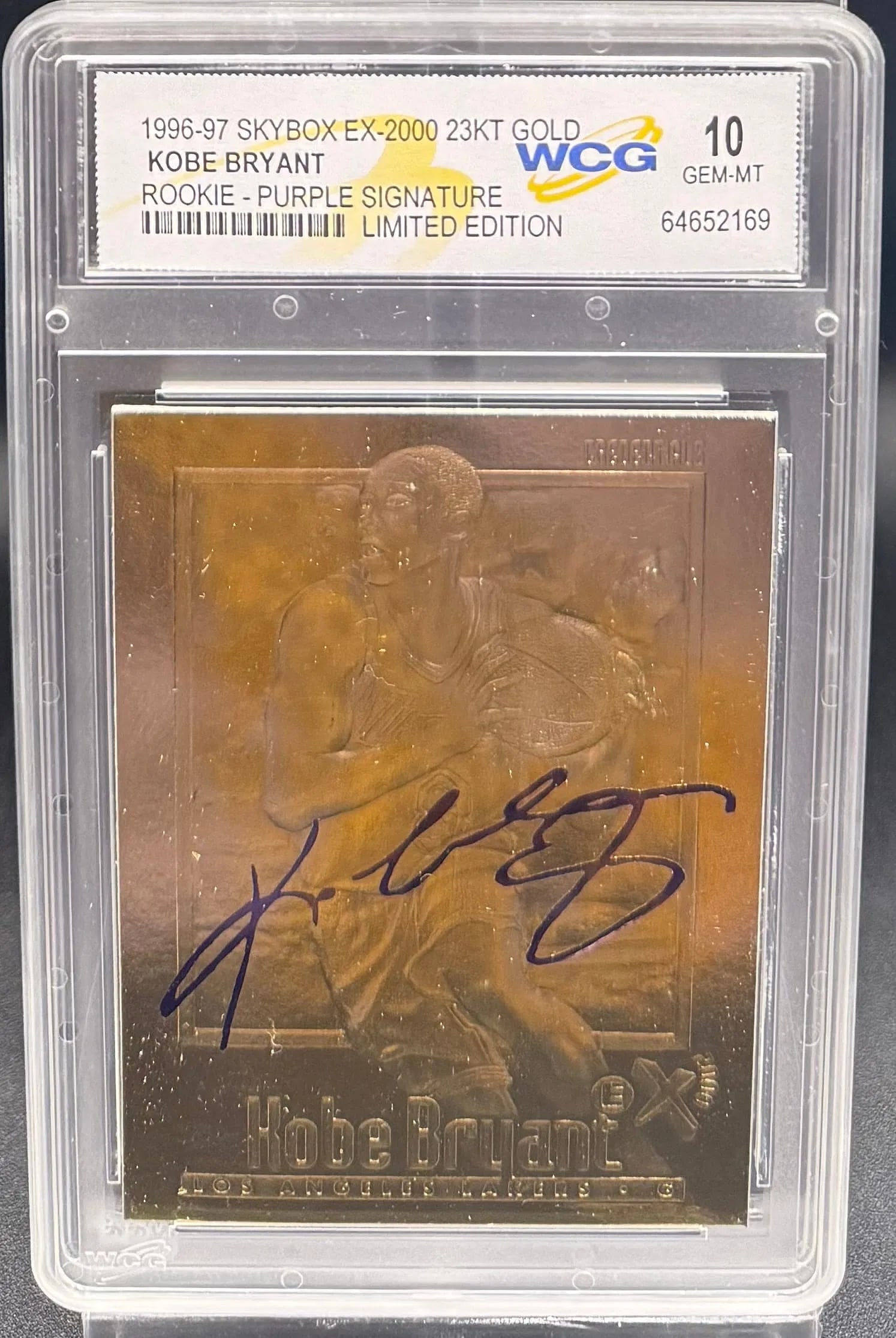 1996-97 Skybox EX-2000 Kobe Bryant Purple Signature 23KT Gold – WCG GEM-MT 10 – Rare RC (1 of 2)