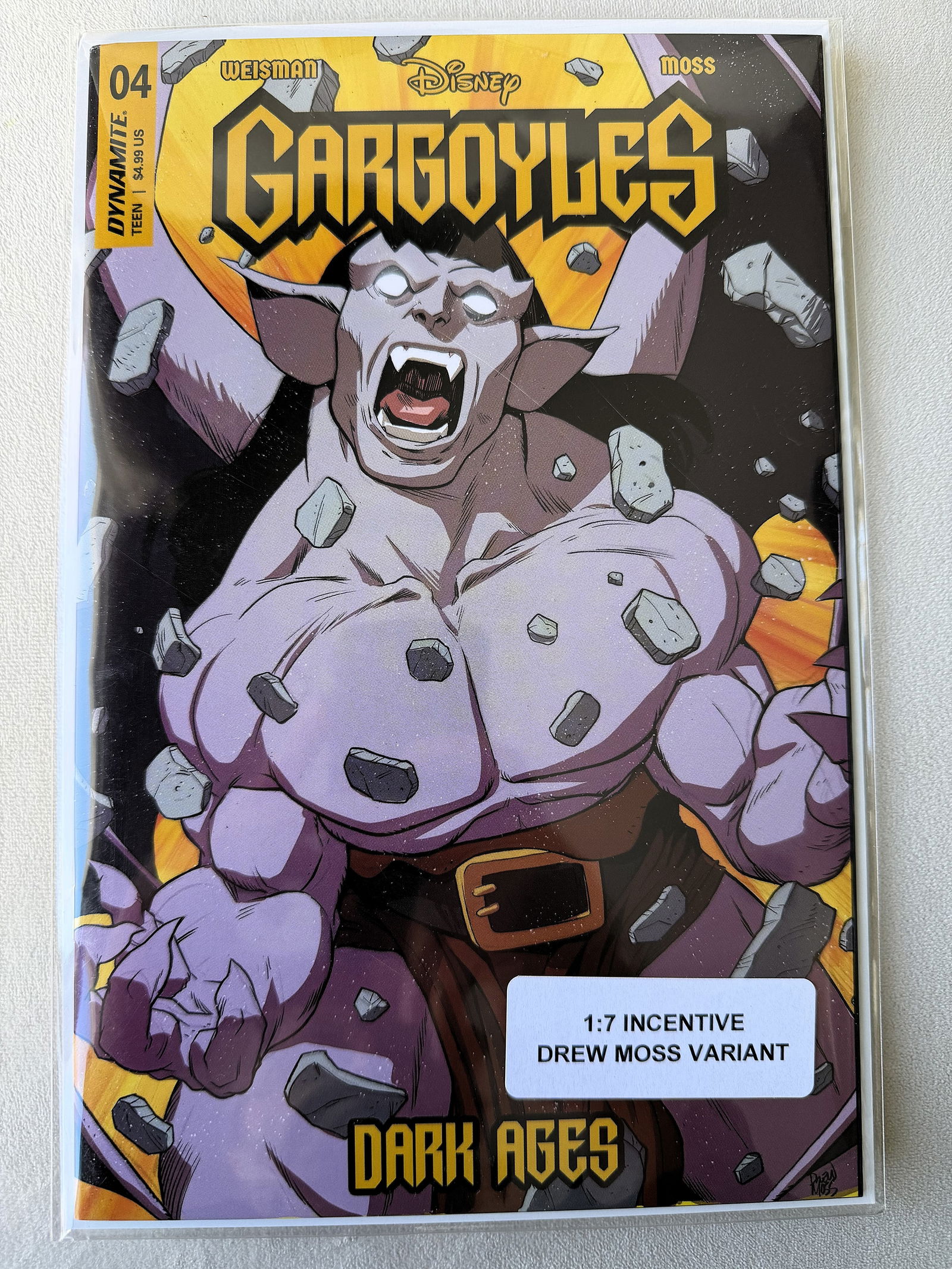 Disney Gargoyles: Dark Ages #4 (2023) – 1:7 Retailer Incentive Variant by Drew Moss: A premier acquisition for the animation and modern variant collector: Disney Gargoyles: Dark Ages #4 (2023) featuring the rare 1:7 Retailer Incentive Variant. This issue is a cornerstone of the highly