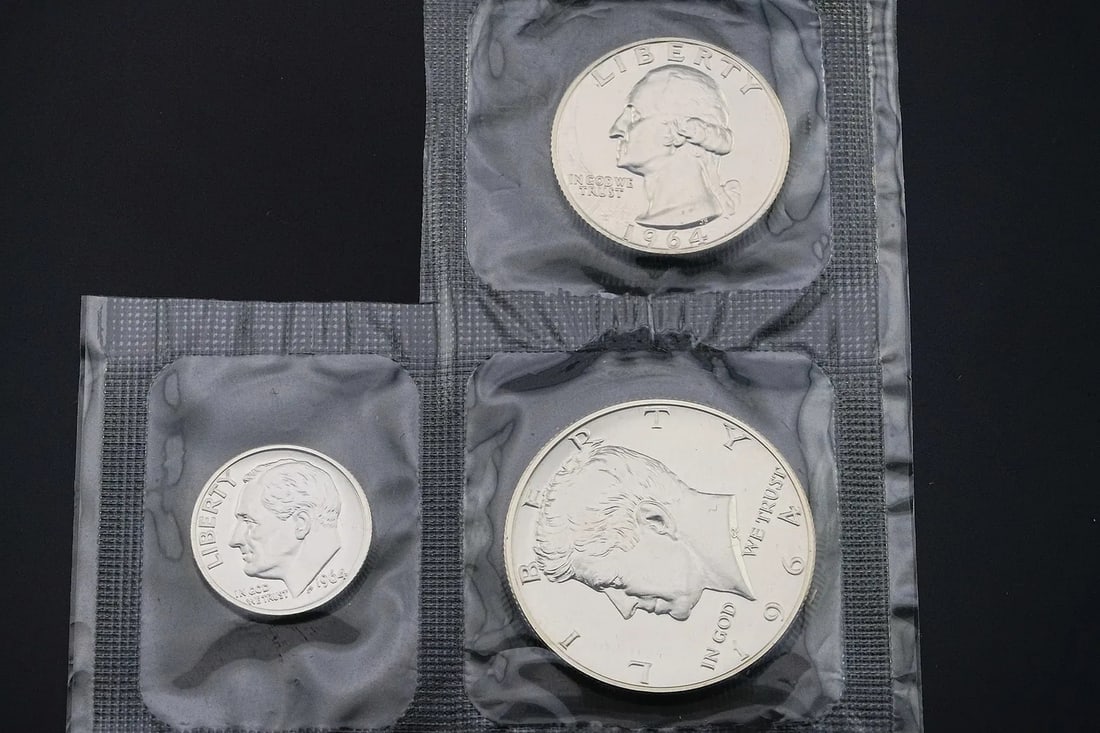Prince Medici Estate Lot of (3) 1964 U.S. 90% Silver Coins in Original Sealed Cellophane (1 of 2)