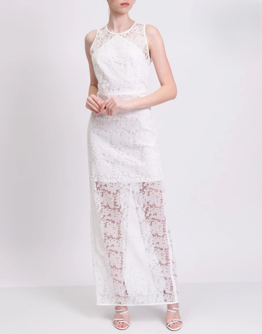 Diane Von Furstenberg Tulle Wedding Gown US 6 Embroidered White NWT: Diane Von Furstenberg Tulle Overlay Wedding Gown in White featuring delicate embroidery and sheer layered construction. This elegant designer bridal gown embodies refined femininity with contemporary