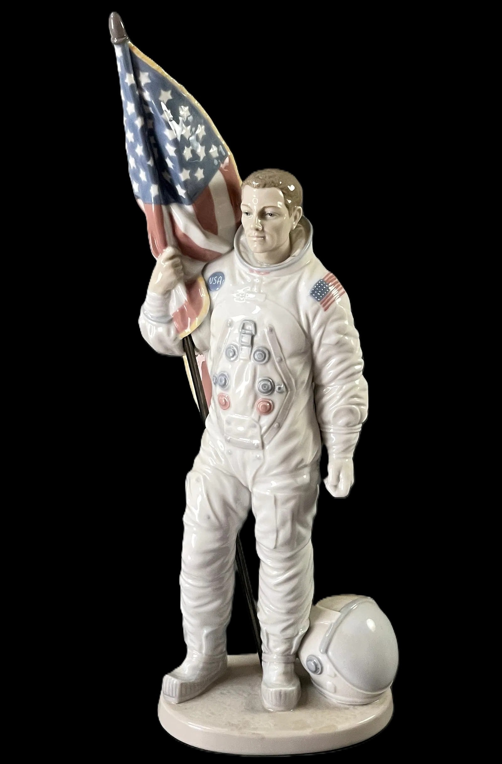 Lladro "Apollo Landing" (Astronauta Americano) #06168 Commemorative Figurine Boxed 16.5" Height (1 of 5)