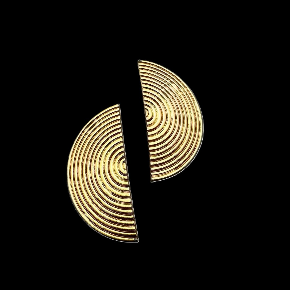 Pierre Cardin Vintage Gold-Tone Clip Statement Earrings, 2" (1 of 2)