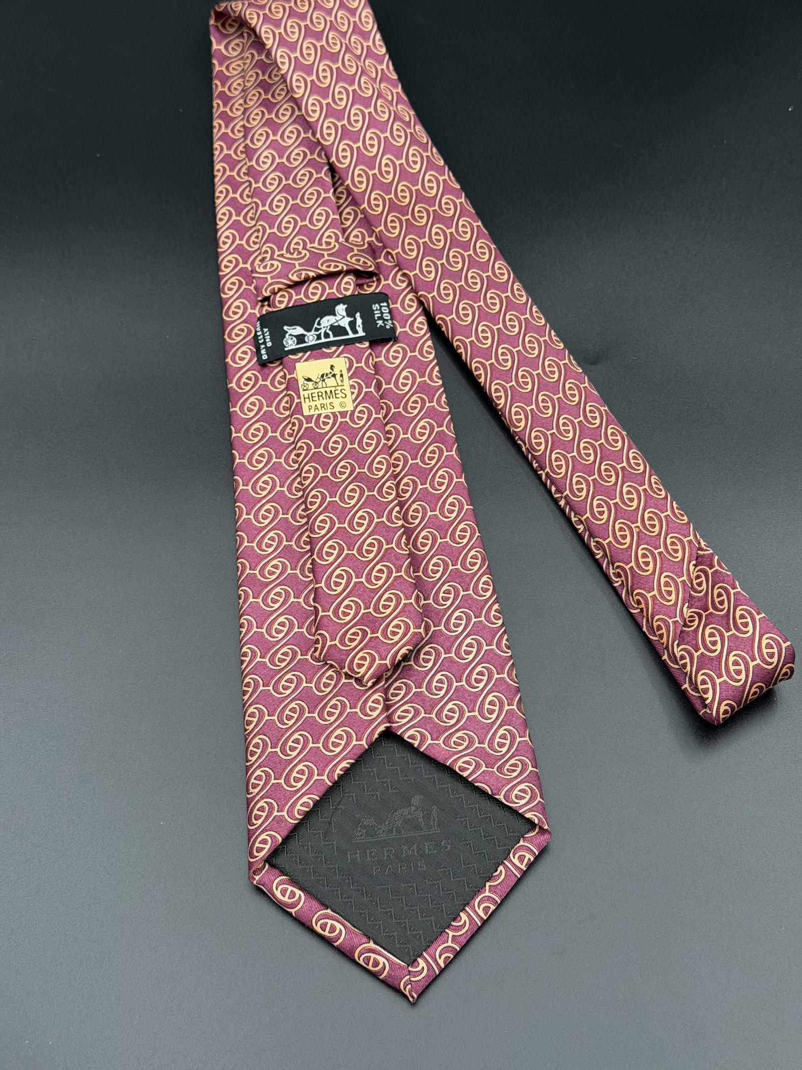 Designer Cream Mauve Necktie w/ Interlocking Loop Pattern - 3