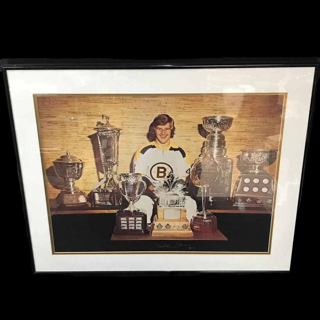 BOBBY ORR – "The Collector" Trophy Suite Signed & Custom Framed 24" x 30" Vintage Print (1 of 2)