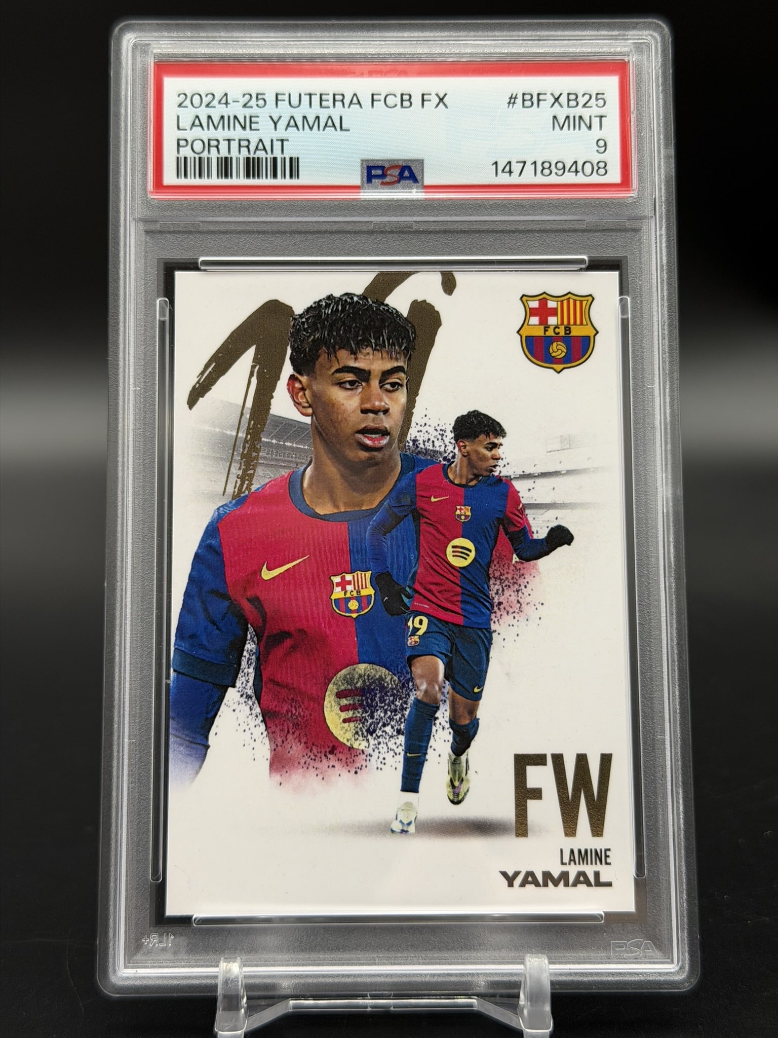 2024-25 Futera FCB FX Lamine Yamal Portrait #BFXB25 PSA 9 Mint Barcelona: Outstanding 2024-25 Futera FCB FX Lamine Yamal Portrait #BFXB25, professionally graded PSA Mint 9. This premium card captures the sensational Barcelona and Spanish national team forward, widely regard