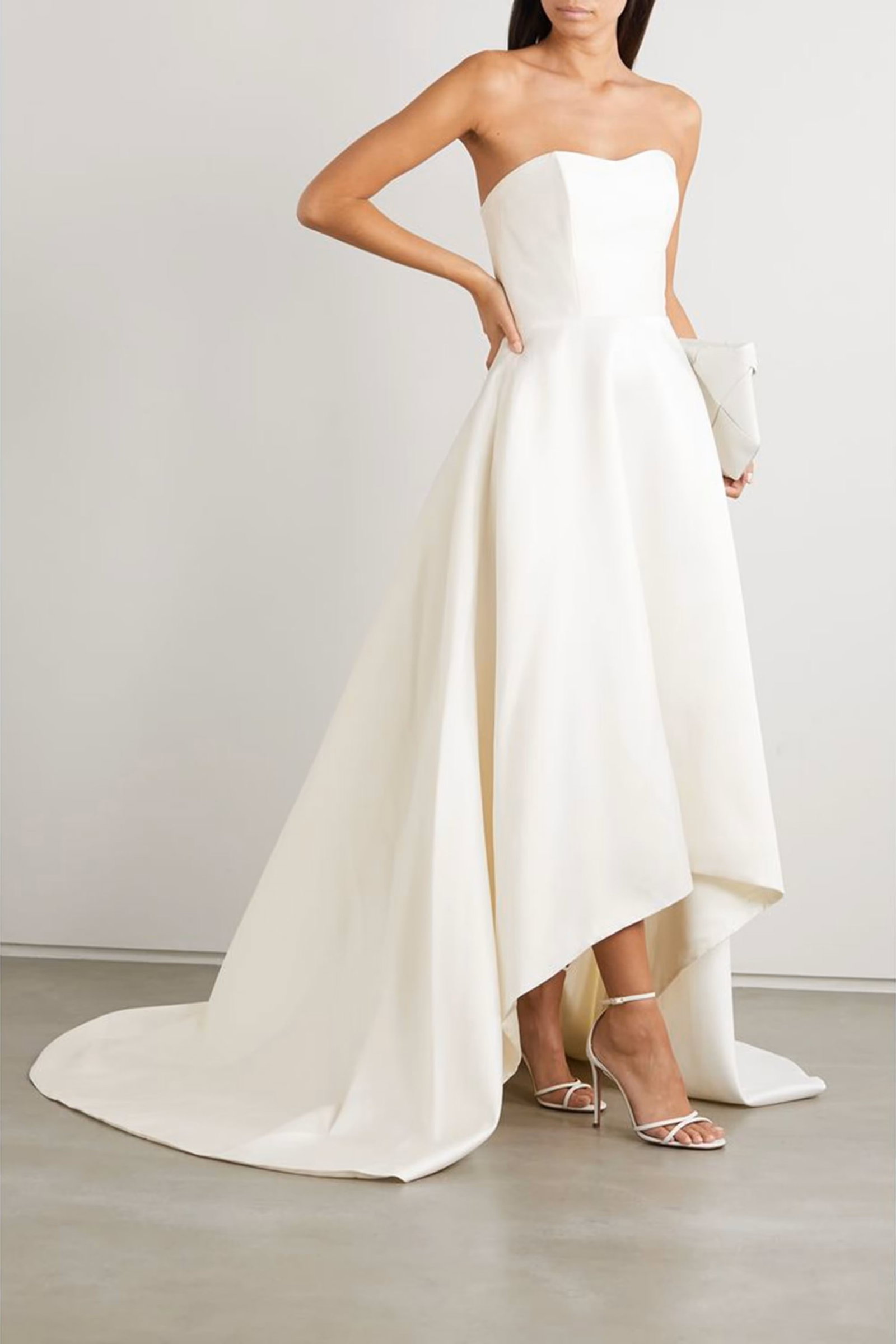 IMPORTED MSRP €2,400 HALFPENNY LONDON Jackson High Low Wedding Gown 1 US4 S Made in UK NWT: HALFPENNY LONDON Jackson high-low wedding gown in ivory featuring trailing back detail, lined construction, and contemporary bridal silhouette. United Kingdom-made formal gown with structured long pro