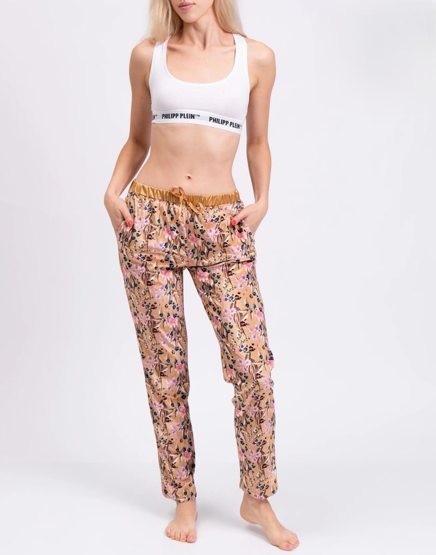 IMPORTED MSRP €150 Philipp Plein 2-Pack Sports Bras White S NWT: New with tags Philipp Plein 2-pack sports bra set in white with intarsia logo and stretch cotton blend. Activewear essentials with a designer finish. Highlights: 2-pack set Stretch cotton blend Intars