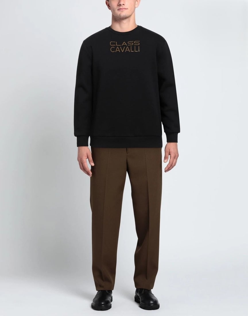 IMPORTED MSRP €335 Roberto Cavalli Class Rhinestone Logo Sweatshirt Size M NWT: New with tags Roberto Cavalli Class men’s black sweatshirt with rhinestone logo on front. Round collar, long sleeves, cotton blend. Highlights: Men’s size M Rhinestone logo detail Machine 