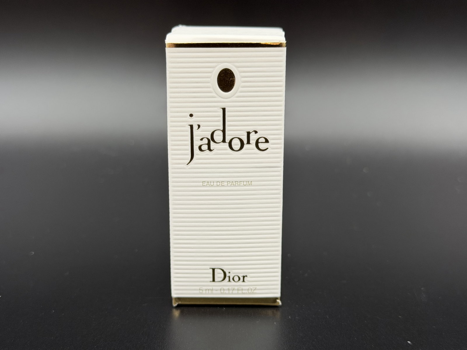 IMPORTED MSRP €172 per 100mL - DIOR J’ADORE EDP 5mL Mini France NIB (Unauthenticated): PLEASE READ: This item has not been authenticated by Atomic Pear. Please ask absolutely any questions or request additional photographs before you bid. Thank you! Love, Atomic Pear J’adore Eau de Pa