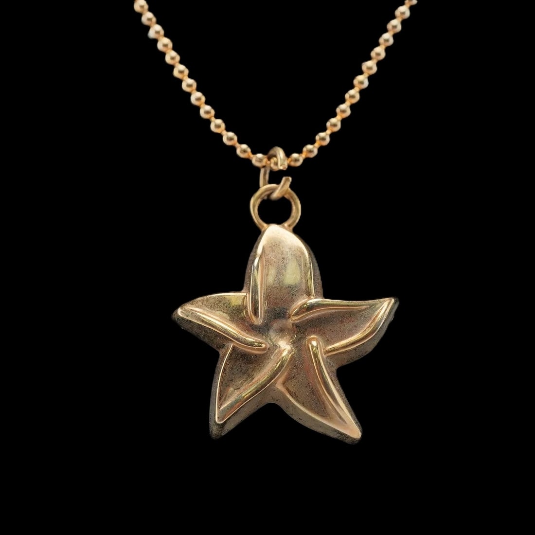 MSRP $495 Lalique Parfums Gold-Tone Starfish Pendant Necklace (1 of 6)