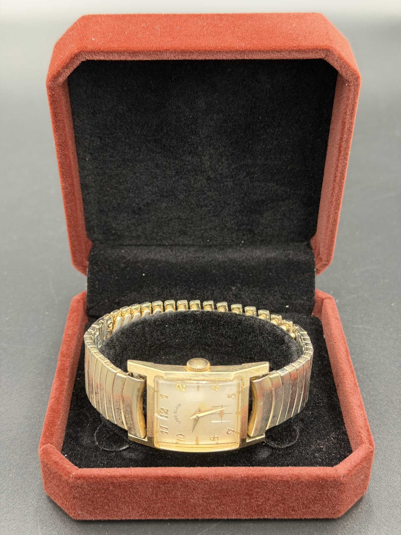 EST. OG VALUE $2,000+ VINTAGE LORD ELGIN 23 Jewel Grade 730 Watch 10K Gold Filled (Unauthenticated): PLEASE READ: This item has not been authenticated by Atomic Pear. Please ask absolutely any questions or request additional photographs before you bid. Thank you! Love, Atomic Pear Offered is a vintag