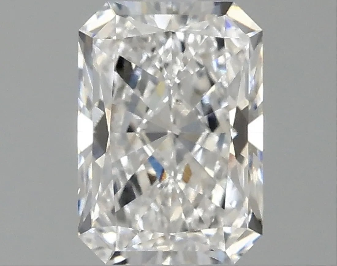 $5,995 ERV 1.55ct E VS1 IGI Radiant Lab Diamond: 1.55ct E VS1 IGI Certified CVD Lab-Grown Radiant Diamond Type IIa Offered is a loose IGI-certified lab-grown radiant-cut diamond weighing 1.55 carats. This stone features E color and VS1 clarity, with