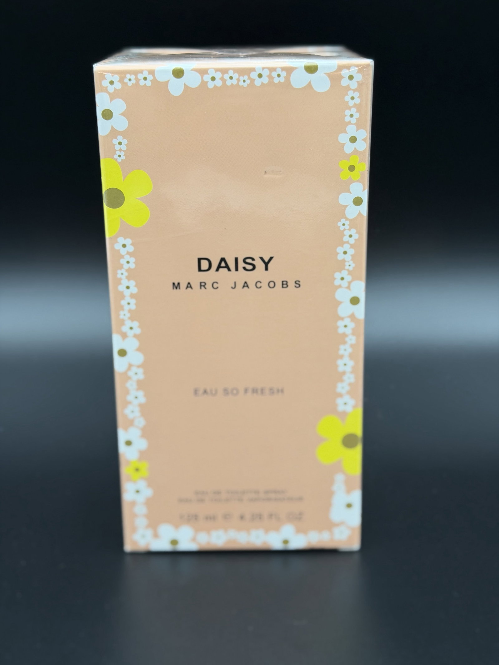 IMPORTED MSRP €125 MARC JACOBS Daisy Eau So Fresh EDT 75mL Sealed France NIB (Unauthenticated): PLEASE READ: This item has not been authenticated by Atomic Pear. Please ask absolutely any questions or request additional photographs before you bid. Thank you! Love, Atomic Pear Marc Jacobs Daisy E