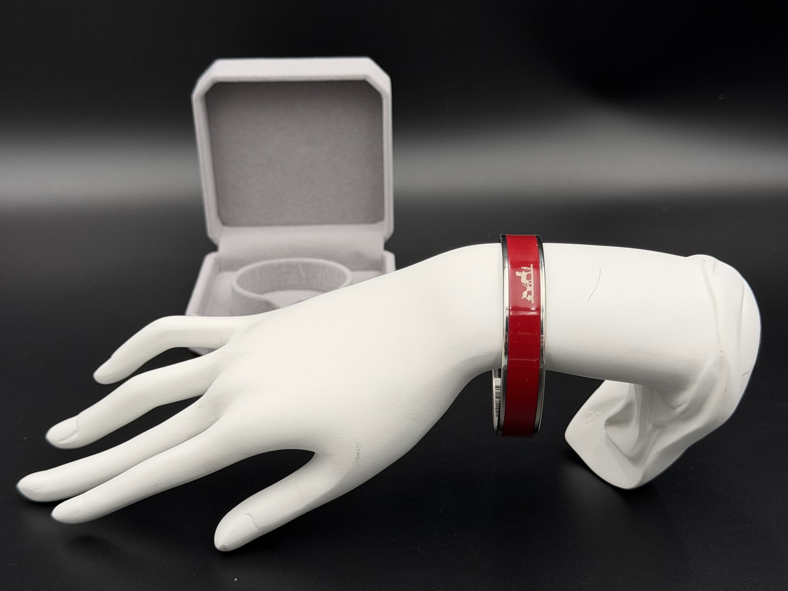 MSRP $895 HERMÈS Calèche Enamel Bangle Bracelet Rouge H & Palladium Plated PM w/ ( (1 of 13)