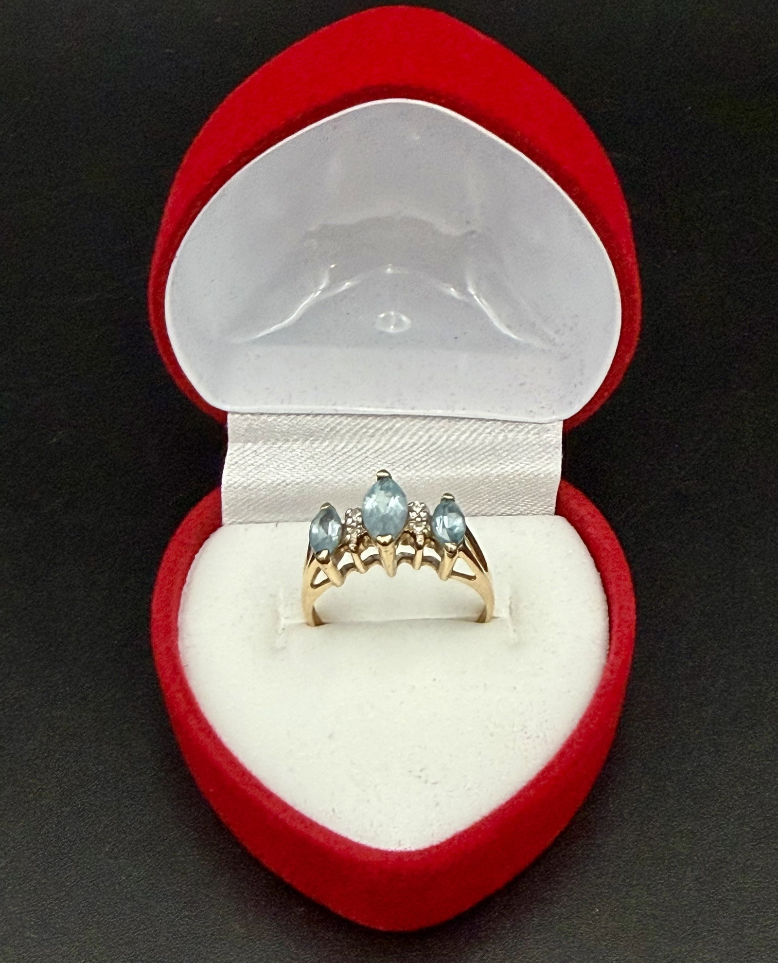 MSRP $1,295 Vintage 14K Gold Marquise Blue Topaz & Diamond Accent Three-Stone Ring w/ Box (Una (1 of 10)