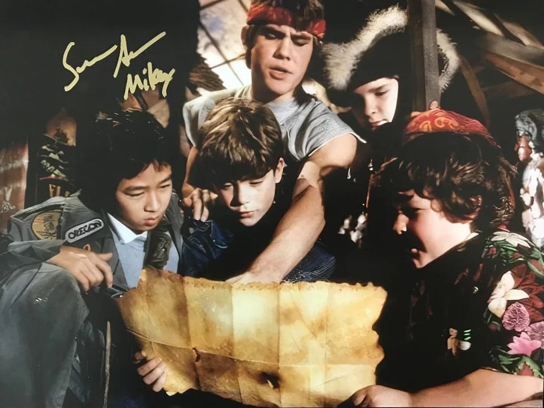 Sean Astin Signed & Inscribed "The Goonies" 8" x 10" Photo WWOC COA (1 of 2)