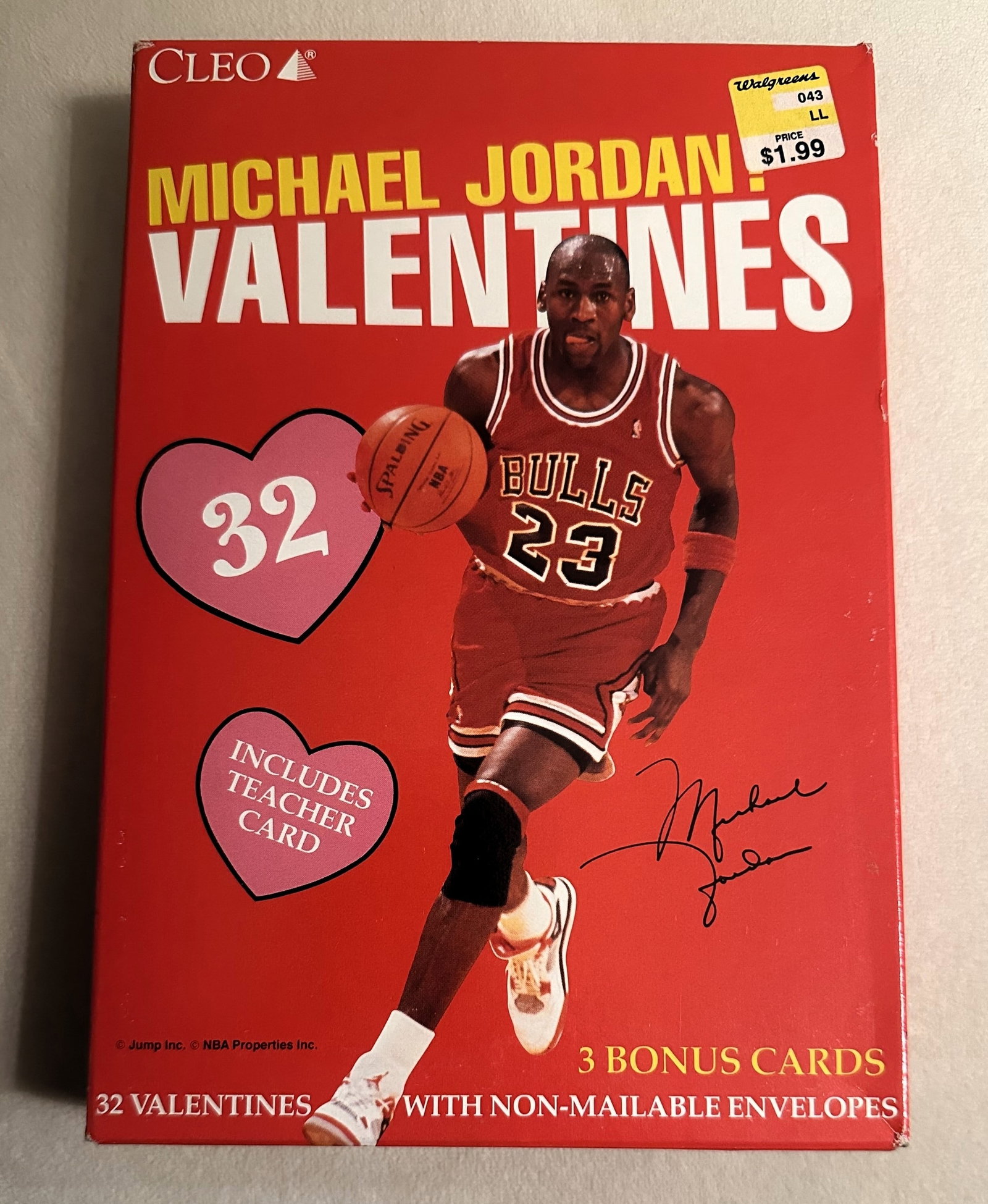 Michael Jordan Original Vintage Valentine’s Day Card Set from the Jordan’s Chicago Bulls (1 of 8)