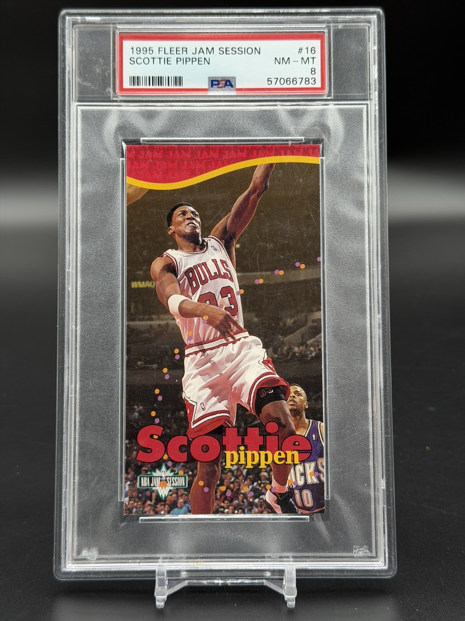 1995 Fleer Jam Session Scottie Pippen #16 Tall Boy Oversized Chicago Bulls PSA 8 Basketball Card (1 of 6)