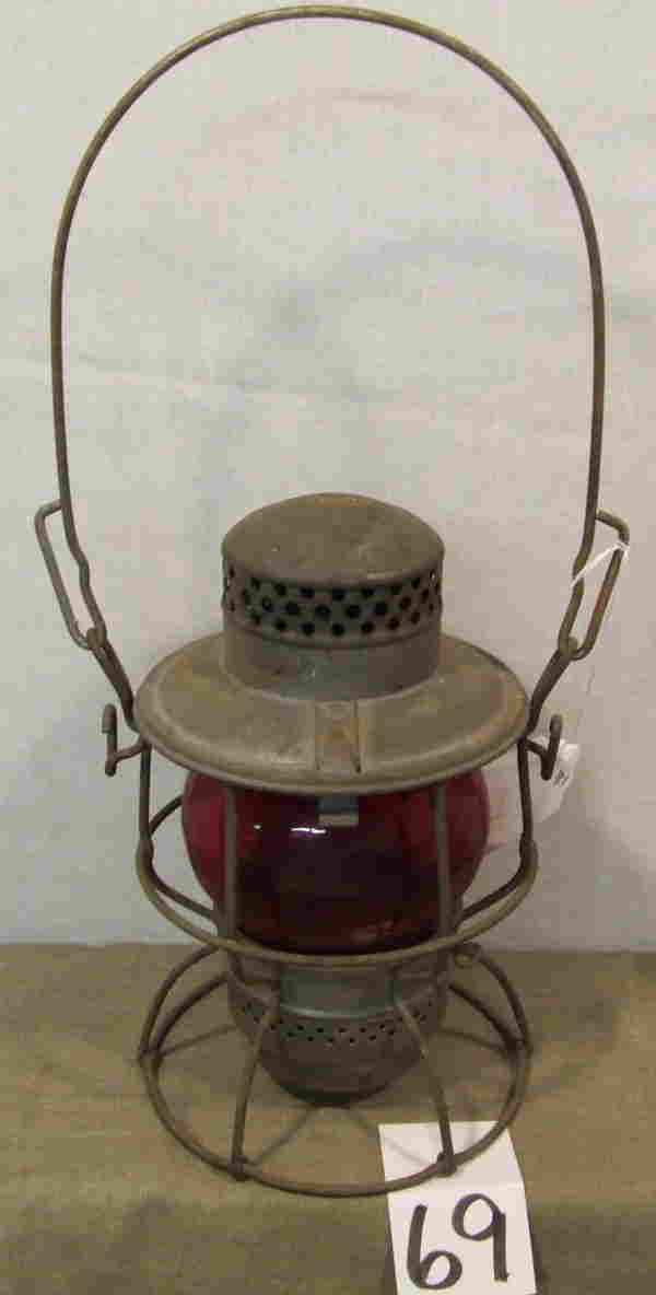 VINTAGE PENN CENTRAL RAILROAD LANTERN RED GLOBE Oct 27, 2018 Hampton House Auctions in VA
