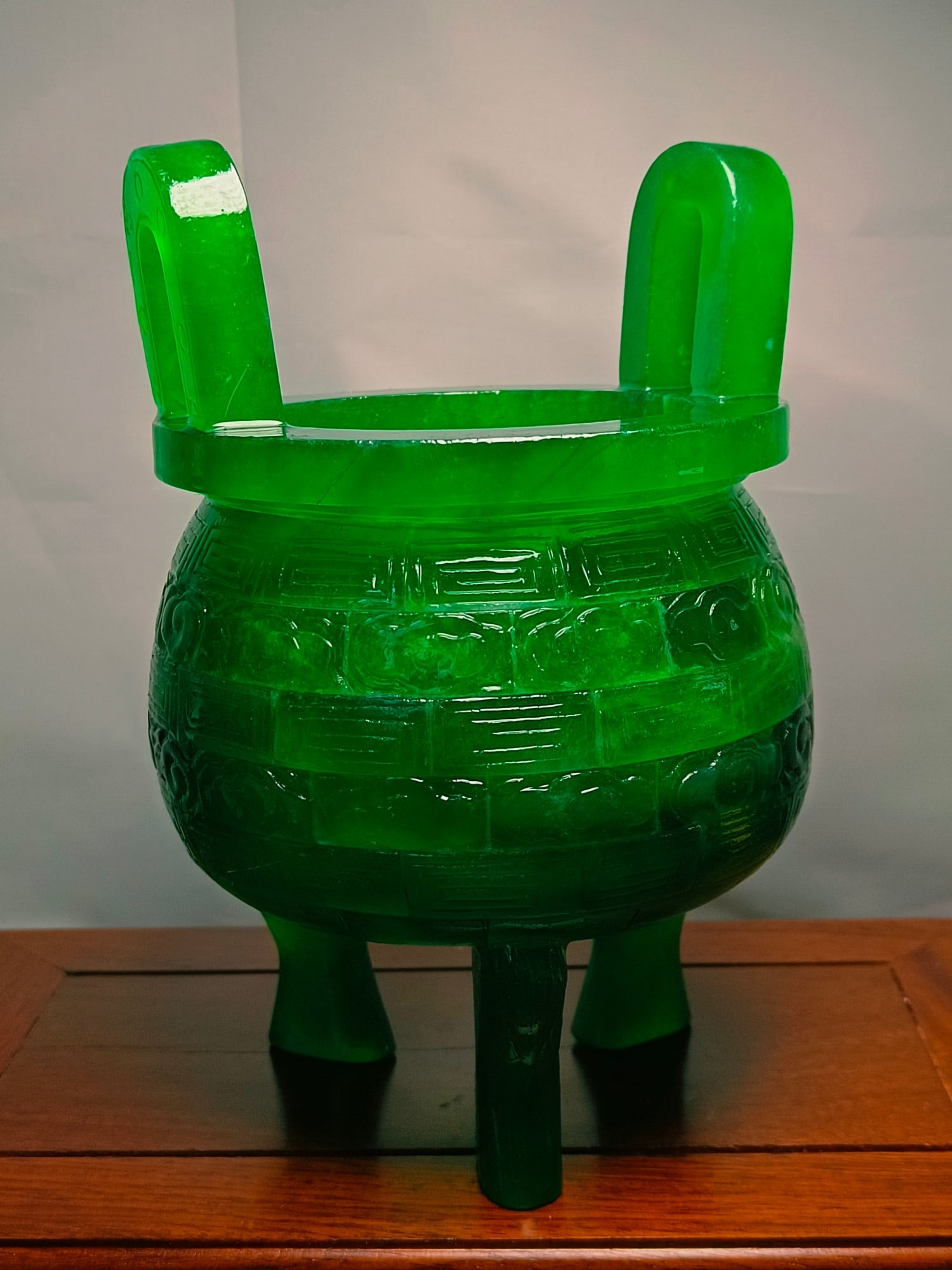 Dragon Stone Imperial Green Jadeite Incense Burner (1 of 8)