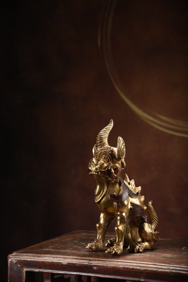 Gilded bronze unicorn figurine (1 of 9)