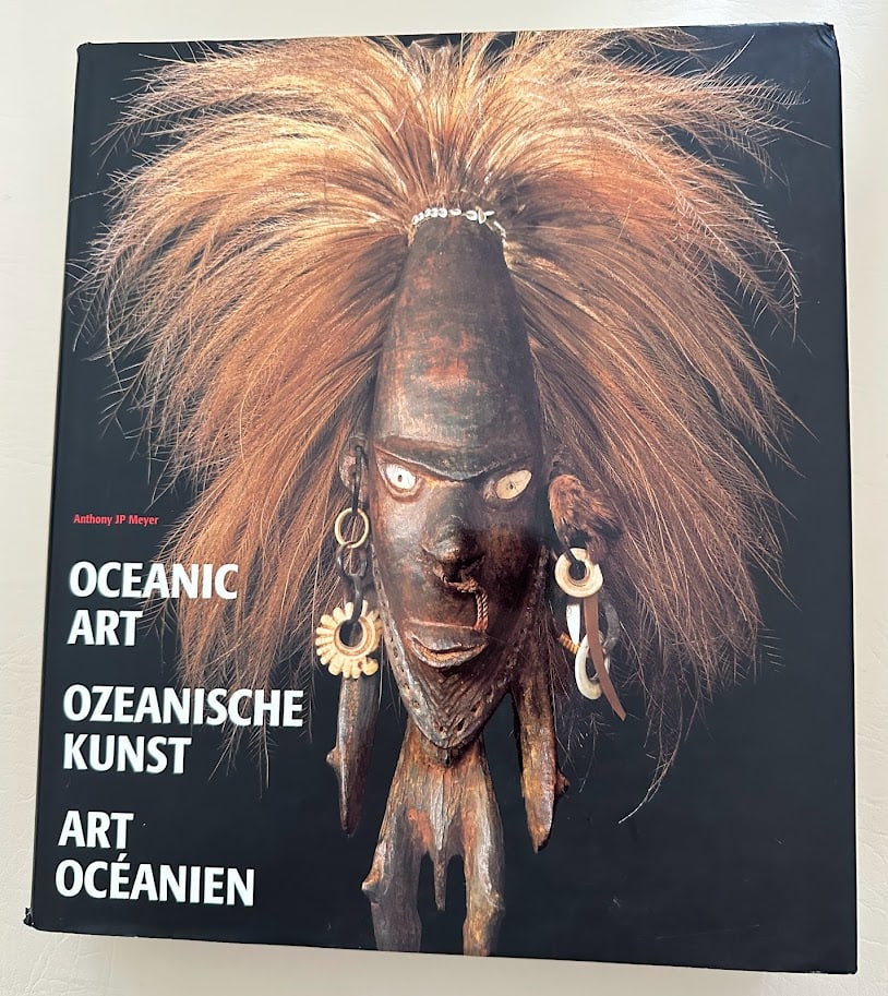 Oceanic Art, Ozeanische Kunst, Art Oceanien. Photographs by Olaf Wipperfurth. (1 of 6)