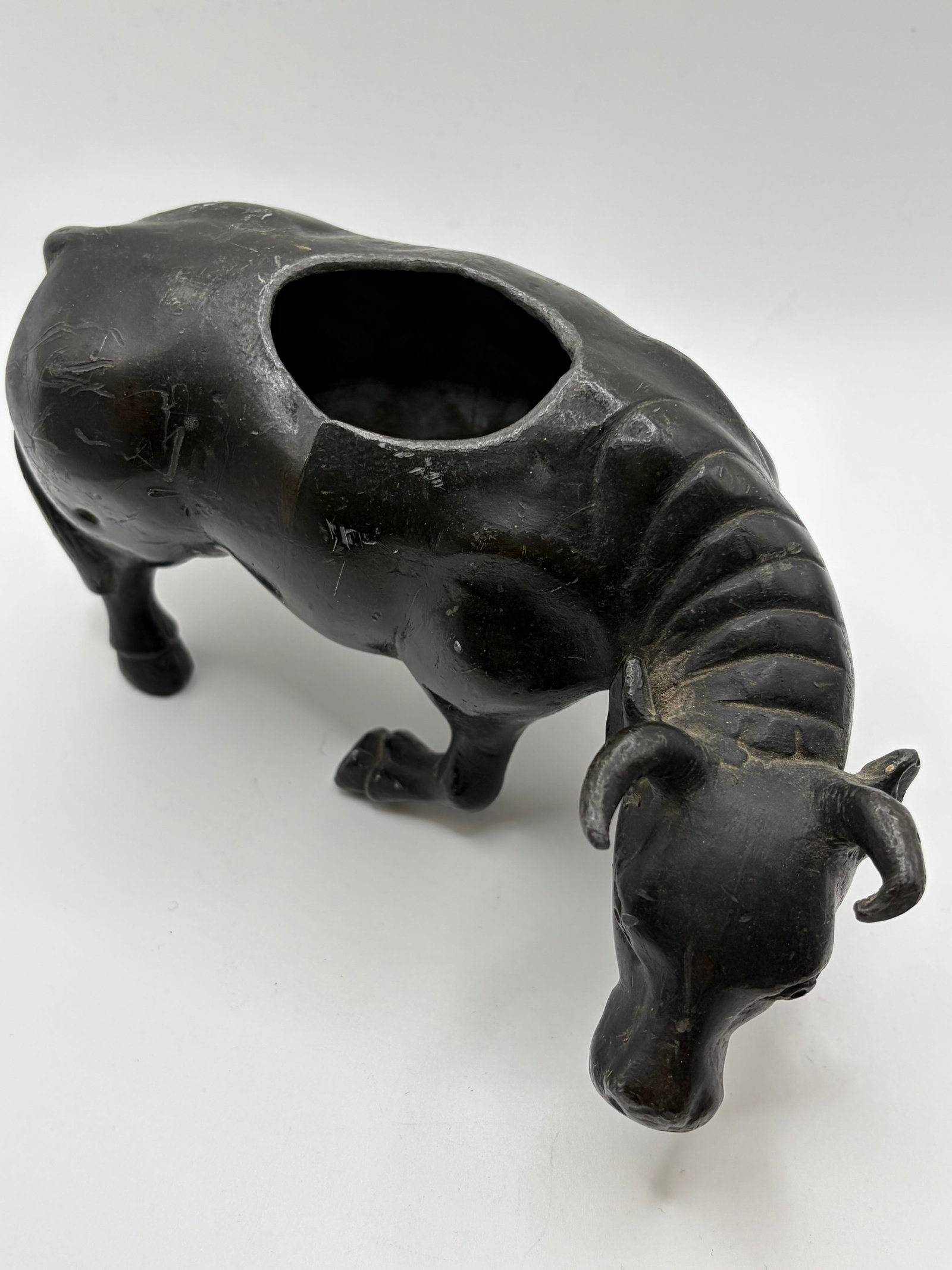 Vintage Bronze Bull Planter (1 of 5)